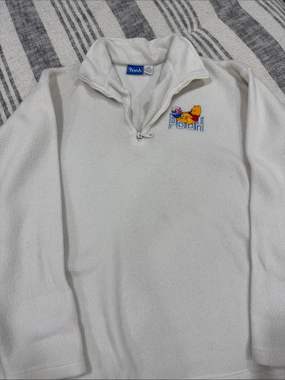 Pooh Women's Cream Quarter-Zip Fleece Pullover
